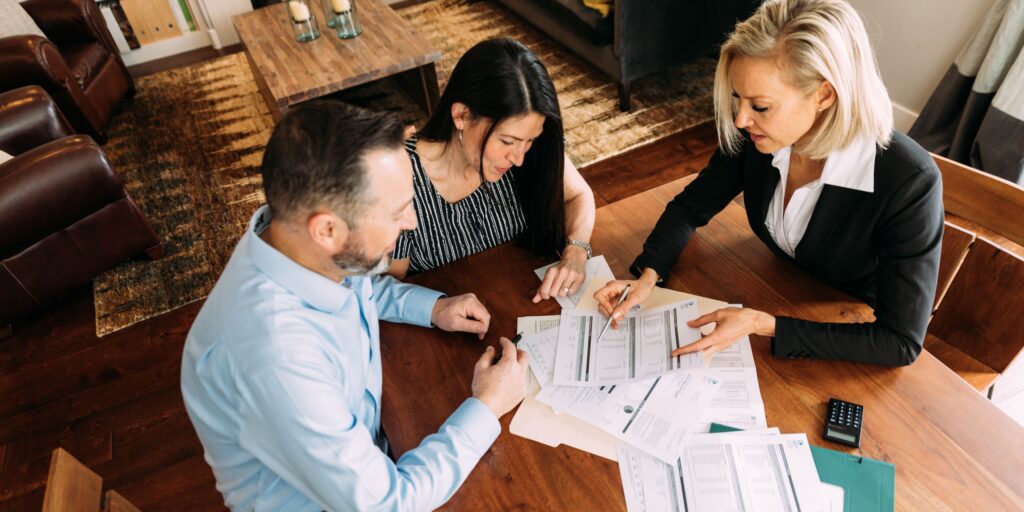 How to Choose a Financial Advisor